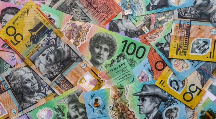 호주, 연금 설정 변경으로 은퇴자금 20만 달러 차이 How Australians could be $200,000 better off in retirement. Picture NewsWire Nicholas Eagar_NEWS.COM.AU