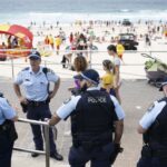 5.People have been urged to return to Bondi to support local businesses. (Janie Barrett)_9news
