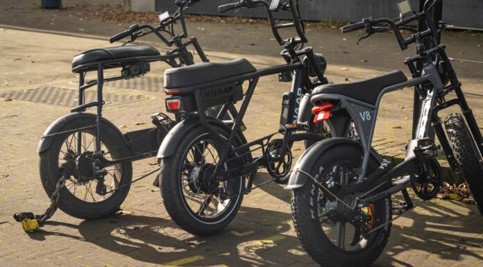 호주 NSW – 18세 미만 전기자전거 번호판 의무화 제안 Several states are looking to take a harder line on e-bike safety in light of multiple crashes leading to serious injury or death. (Getty)_9news