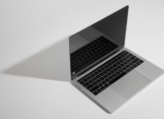 미국 애플, 599달러 보급형 맥북 카드 꺼내나 Giorgio Trovato_unsplash