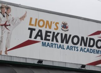 호주 NSW 노스 파라마타 태권도 사범, 일가족 3명 살해로 종신형 Yoo was known to his students as ‘master Lion’. Picture NewsWire Gaye Gerard