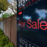 1.Mortgage holders appear to have little hope for a rate cut in the near future. (Joe ArmaoThe Age)_9news