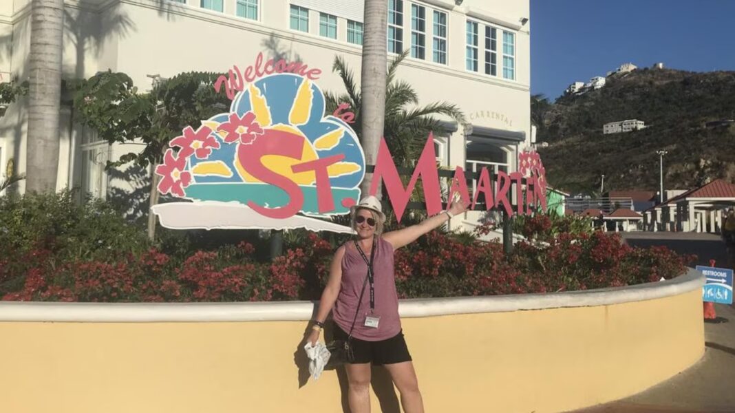 Tracey Williams has quit her government job to pursue social media full time. Picture Supplied-NEWS.COM.AU