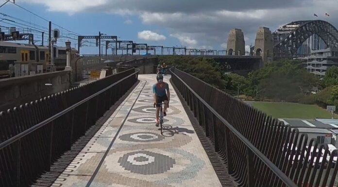 시드니 하버 브리지 자전거 램프 공식 개통 Construction of the ramp began in mid-2024. (Nine)