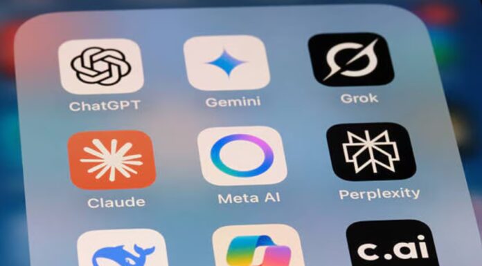 시드니·미국서 AI 확산으로 대규모 일자리 감축 A new report revealed 1.2 million job cuts were announced in the US last year as many firms turn to AI implementation. Picture iStock.news.com.au