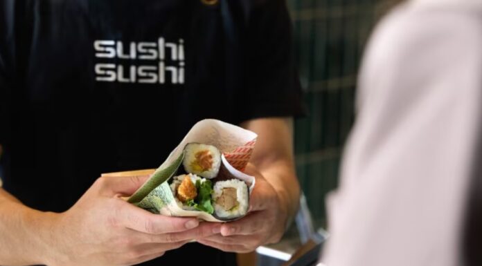 호주 스시 체인 Sushi Sushi, 일본 기업에 1억6천만 달러 규모로 매각 The business started in Melbourne, with one of its most popular takeaway items the sushi hand roll. Picture Supplied_news.com.au