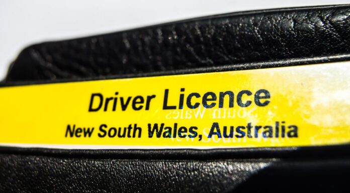 NSW, 모범 운전자에게 보상으로 벌점 1점 감면 프로그램 시행 NSW drivers will be eligible to scrub demerit points from their licence under a permanent program. (Getty)_9news