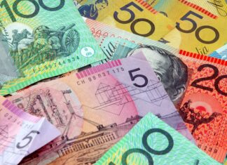 호주 연방 정부, 새로운 법안 초안 발표… “소비자 의사 결정 왜곡하는 유해한 사업 행위 근절” Australians could soon be freed from the pain of hidden transaction fees under new draft laws announced today. (Getty)_9news