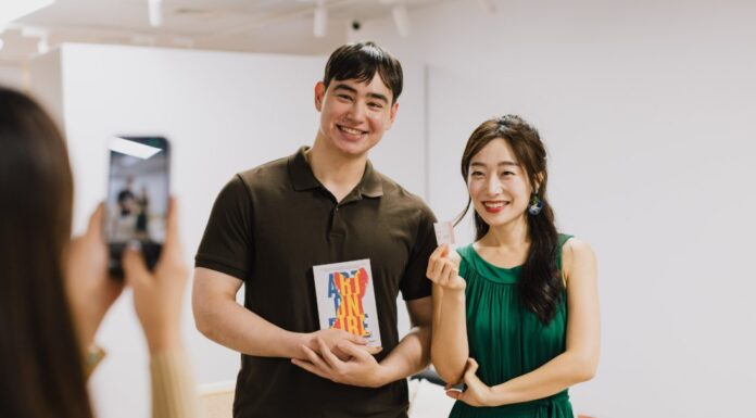 유쾌한 풍자, 뛰어난 상상력… 윤고은 작가, 멜번과 시드니 호주 현지 팬을 사로잡다 문화원 한국문학북클럽 행사 ⓶