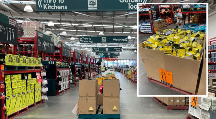 호주 SGAR 쥐약 판매 제한 결정 New regulations are set to restrict the sale of highly toxic rat baits, commonly sold by supermarkets and hardware stores. Source Yahoo News Australia