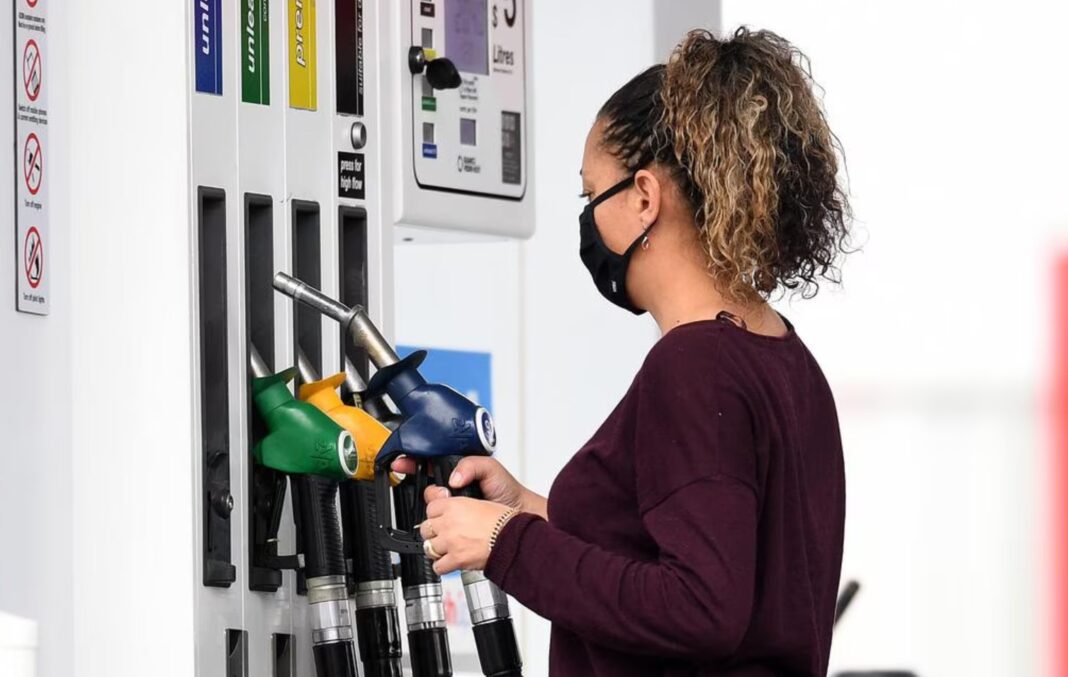 There are growing fears Australia could be forced to fuel ration. Picture NCA NewsWire Dan Peled-news.com.au