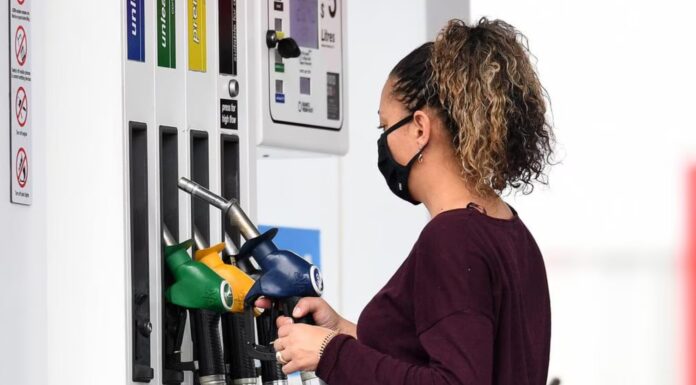 호주, 중동 불안 장기화 속 연료 공급망 ‘빨간불’ , 배급제 시행 가능성 ‘고조’ There are growing fears Australia could be forced to fuel ration. Picture NCA NewsWire Dan Peled-news.com.au