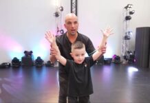 멜버른 댄스스튜디오, 남학생 평생 무료 수업 제공 Now 41 and a father himself, Micallef wants to ensure the next generation has a different experience. (Nine)