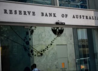 호주중앙은행(RBA) 기준금리 4.1%로 인상 The Reserve Bank of Australia has lifted that cash rate target from 3.85 per cent to 4.1 per cent. (AAP Brendan Esposito)_abcnews