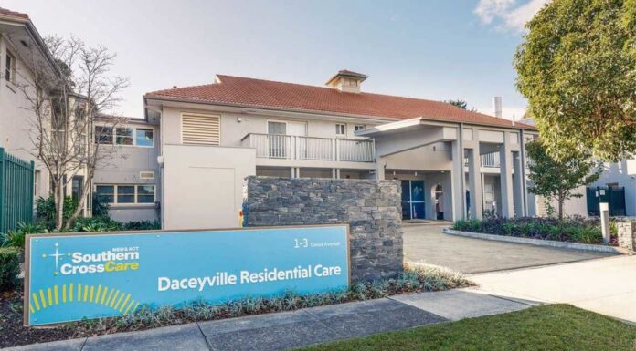 NSW 요양시설 임금 체불 1,170만 달러 지급 합의 One of the aged care homes affected by staff underpayments was Southern Cross Care in Daceyville, NSW. (Supplied)_9news