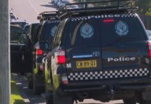 시드니 서부 3곳 주택서 총격 사건 발생 Shots have been fired at three homes in Sydney's south-west. (9News)