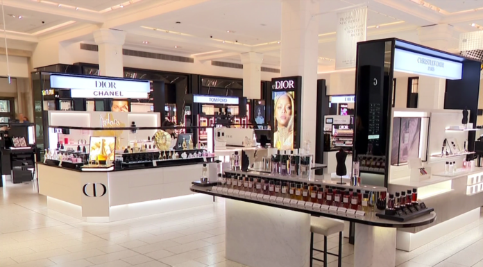 호주 최고 백화점 데이비드 존스, 위기감 고조…고물가·온라인 공세에 ‘휘청’