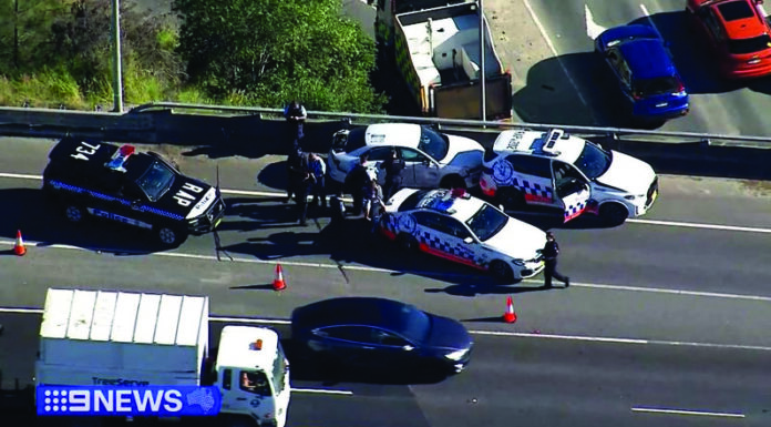 시드니 ‘살인 차량’ 배후에 청부 범죄 조직 있나… 경찰 수사 착수