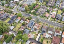 호주 부동산 투자자 세제개편, “임대료 상승 부추길 것” 논란 Brokers say tax reform targeting investors will drive up prices for renters. (Getty)_9news