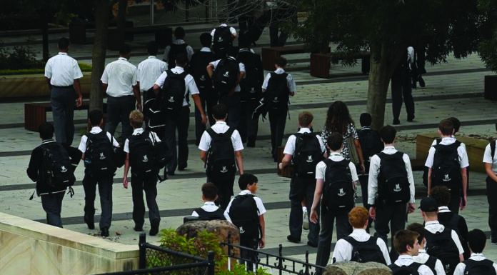 시드니 유명 사립학교 학생 2명, 시험지 절도 시도 혐의로 조사받아