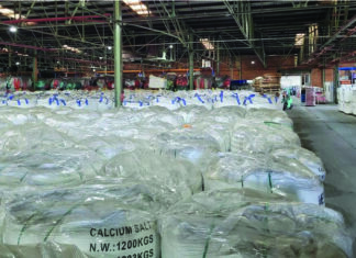 호주 연구진, 플라스틱 쓰레기로 ‘청정 연료’ 생산 기술 개발 Australia has struggled to find ways to deal with our plastic waste, with efforts such as the failed REDcycle scheme failing to keep up with the volume of rubbish or remain economically viabl19.e. (SuppliedEPA), 9NEWS