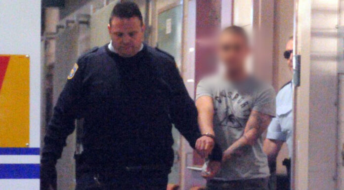 시드니 킹스크로스 원펀치 살인범 러버리지 추가 감독 면제 Loveridge was convicted of the 2012 coward-punch killing of Thomas Kelly. (AAP)_9news-1