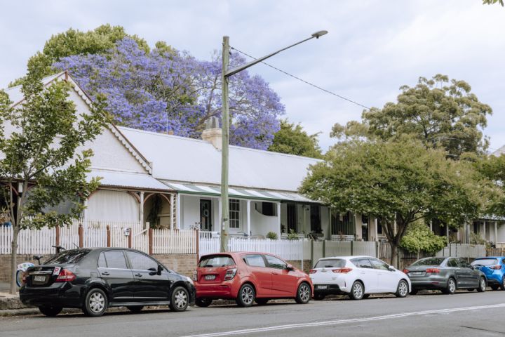 2.Domain_Neighbourhoods_Glebe-21_syqgxn_Domain_Neighbourhoods_Glebe_Derwent Street_Photographer Vaida Savickaite Photo Vaida Savickaite_domain.com.au Domain_Neighbourhoods_Glebe-21_syqgxn_Domain_Neighbourhoods_Glebe_Derwent Street_Photographer Vaida Savickaite Photo Vaida Savickaite_domain.com.au