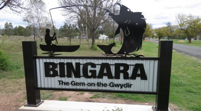 NSW 빙가라(Bingara) , 텔스트라 통신 장애에 주민들 불만 The town of Bingara faces persistent issues with mobile coverage. Visit Gwydir_9NEWS