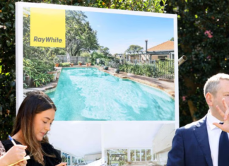 시드니 집값 하락 속 호주 경제 둔화 경고 Falling house prices will hit the national economy. Picture NewsWire Damian Shaw_news.com.au