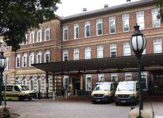러시아 국가 지원 해커 조직, 호주 주요 인프라 및 핵심 네트워크 공격 경고 Hospitals could be a target. Picture Richard Dobson_news.com.au