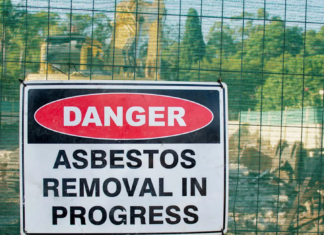 NSW, 석면 무료 수거·처리 제도 도입 Asbestos removal will be free for NSW households under a two-year trial starting in 2027. Getty ImagesiStockphoto_9news