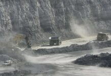 헌터밸리 유나이티드 왐보 광산 사고로 노동자 사망 A worker has died in a mining accident in the NSW Hunter Valley. Anita Jones_9news