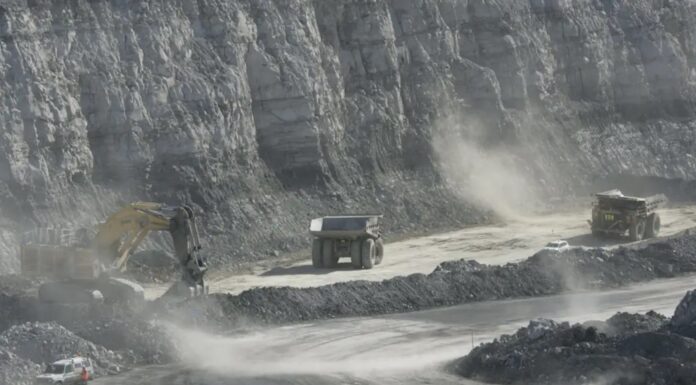 헌터밸리 유나이티드 왐보 광산 사고로 노동자 사망 A worker has died in a mining accident in the NSW Hunter Valley. Anita Jones_9news