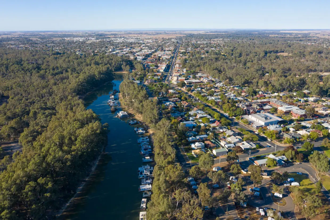 2.The Murray River is Australiaí»s most vital waterway. iStock_9news The Murray River is Australiaí»s most vital waterway. iStock_9news