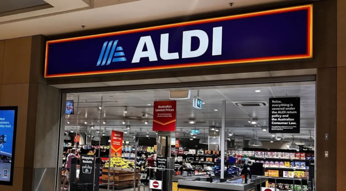 호주 알디, 식료품 가격 여전히 가장 저렴… 상승률은 8%로 대형마트 중 최고 수준 Aldi has been crowned Australiaí»s most affordable supermarket for healthy groceries. Nine