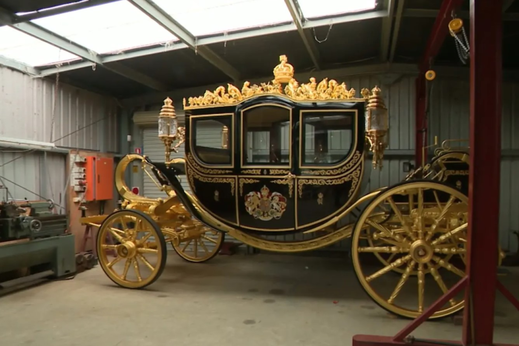 6.The three-tonne Commonwealth Royal Coach is Frecklington’s last work after a distinguished career making the finest world transport. 9News The three-tonne Commonwealth Royal Coach is Frecklington’s last work after a distinguished career making the finest world transport. 9News